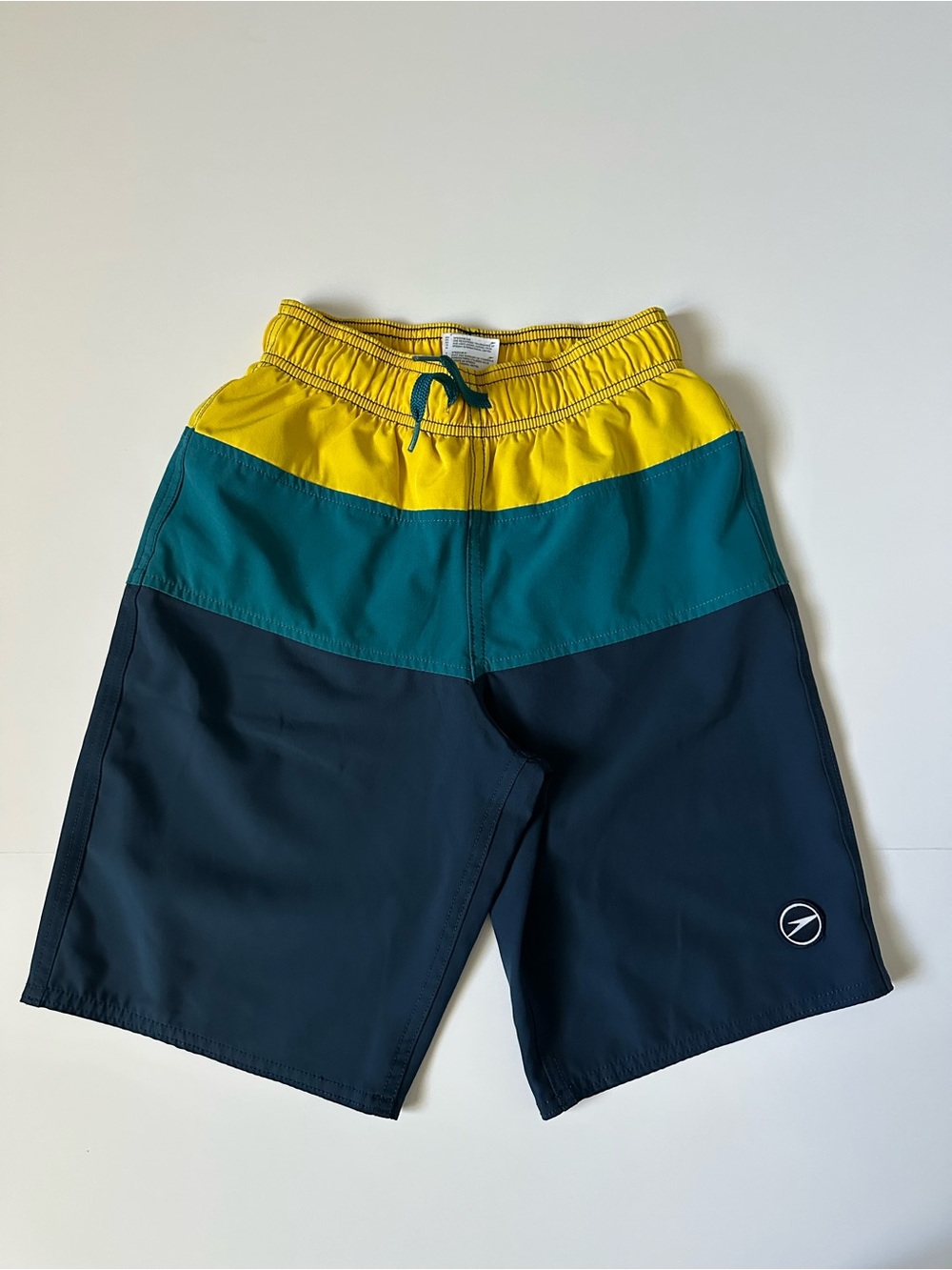 Speedo boys 10/12 swim trunks